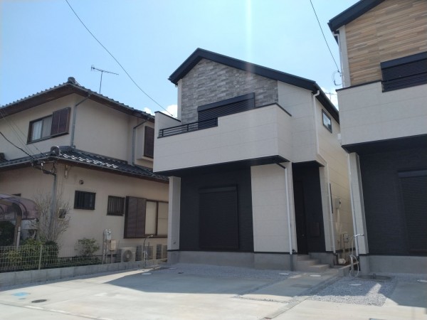 藤沢市本鵠沼、新築一戸建ての画像です