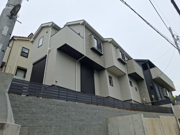 藤沢市渡内、新築一戸建ての画像です