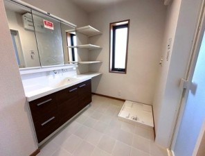 藤沢市弥勒寺、中古一戸建ての画像です