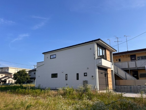 藤沢市本鵠沼、新築一戸建ての画像です