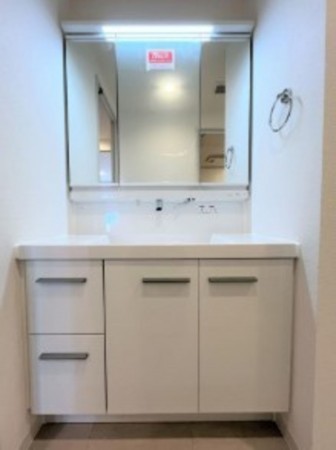 藤沢市片瀬、マンションの画像です