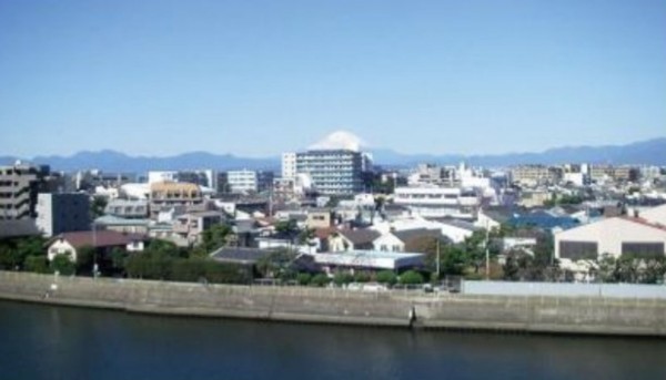 藤沢市片瀬海岸、マンションの画像です
