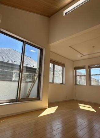 藤沢市鵠沼松が岡、中古一戸建ての画像です