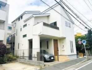 藤沢市鵠沼神明、中古一戸建ての画像です