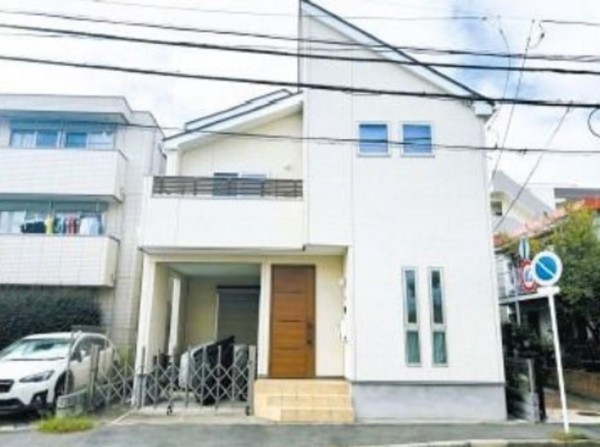 藤沢市鵠沼神明、中古一戸建ての画像です