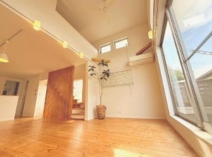 藤沢市鵠沼松が岡、中古一戸建ての画像です