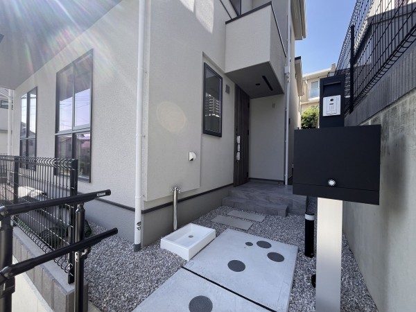 藤沢市並木台、新築一戸建ての画像です