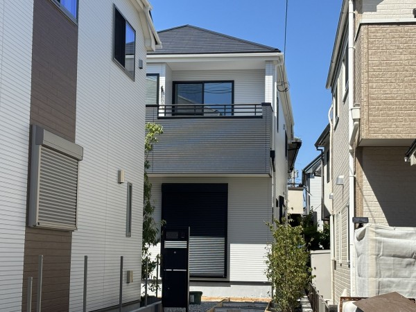 藤沢市辻堂太平台、新築一戸建ての画像です
