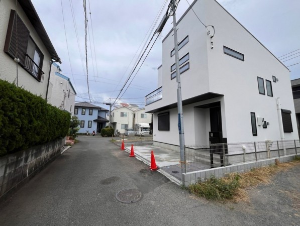 藤沢市辻堂元町、新築一戸建ての画像です