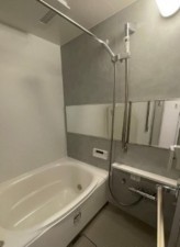 藤沢市鵠沼花沢町、マンションの画像です