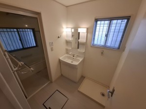 藤沢市鵠沼藤が谷、中古一戸建ての画像です