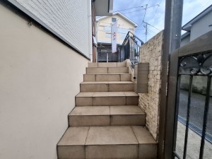 藤沢市鵠沼藤が谷、中古一戸建ての画像です