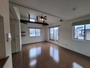 藤沢市鵠沼藤が谷、中古一戸建ての画像です