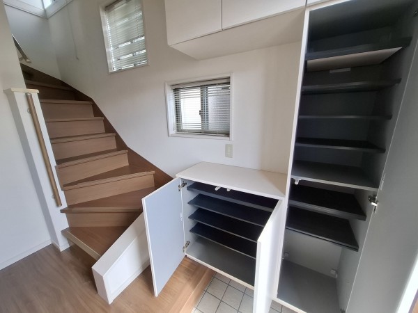 藤沢市鵠沼藤が谷、中古一戸建ての画像です