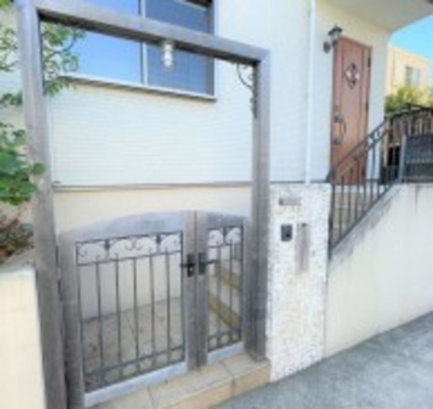 藤沢市鵠沼藤が谷、中古一戸建ての画像です