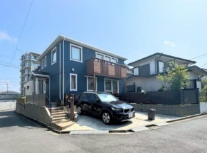 藤沢市藤が岡、中古一戸建ての画像です
