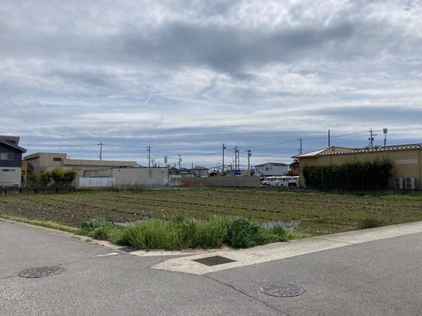 西尾市一色町味浜、土地の外観画像です