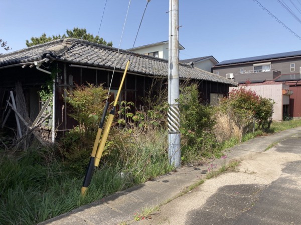 西尾市一色町一色、土地の画像です