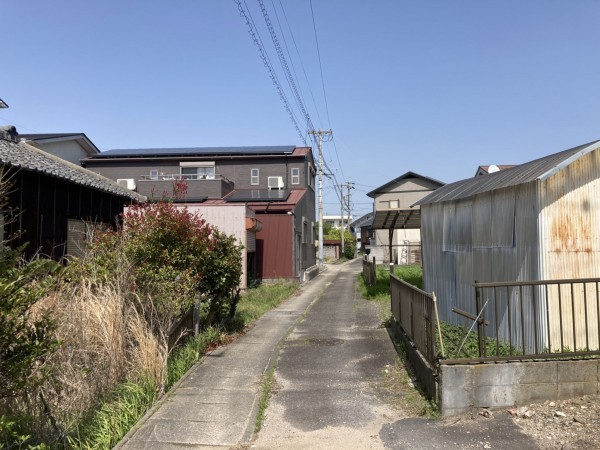 西尾市一色町一色、土地の画像です
