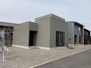 西尾市一色町治明、新築一戸建ての画像です