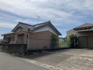 西尾市一色町酒手島、土地の画像です