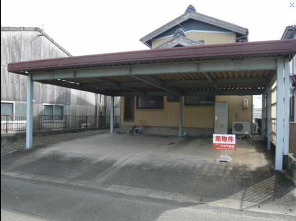 西尾市一色町治明、中古一戸建ての外観画像です