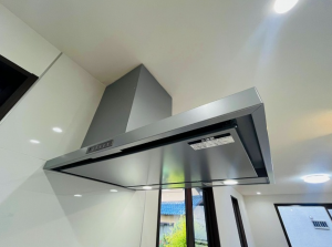 西尾市新渡場町、中古一戸建てのキッチン画像です