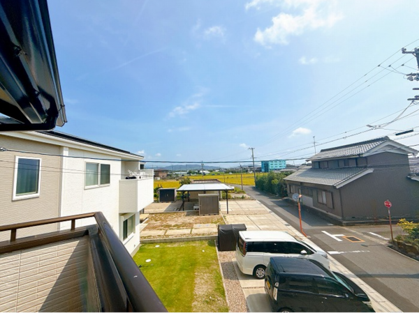 西尾市鵜ケ池町、中古一戸建てのバルコニー画像です