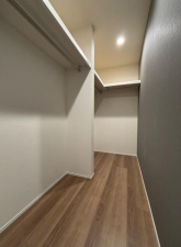 西尾市一色町野田、新築一戸建ての収納画像です