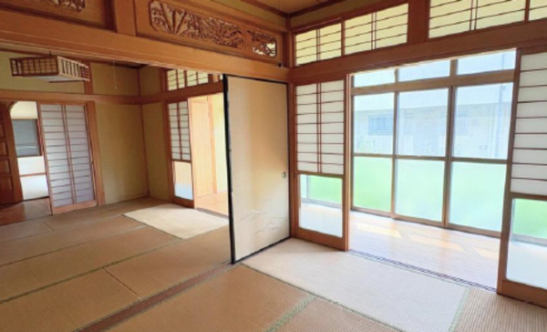 西尾市熊味町、中古一戸建ての居間画像です