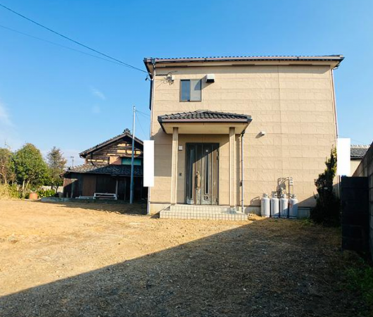 西尾市吉良町饗庭、中古一戸建ての外観画像です