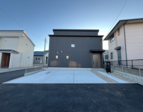 西尾市西浅井町、新築一戸建ての外観画像です