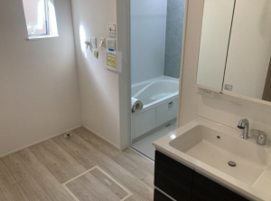 西尾市西幡豆町、新築一戸建ての洗面画像です