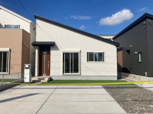 西尾市西幡豆町、新築一戸建ての外観画像です