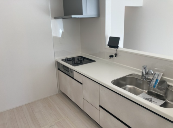 西尾市西幡豆町、新築一戸建てのキッチン画像です