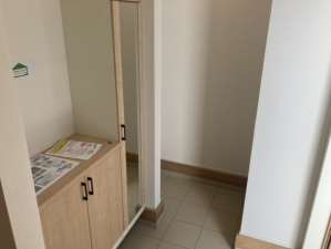 西尾市西幡豆町、新築一戸建ての玄関画像です