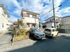 西尾市平坂町、中古一戸建ての外観画像です