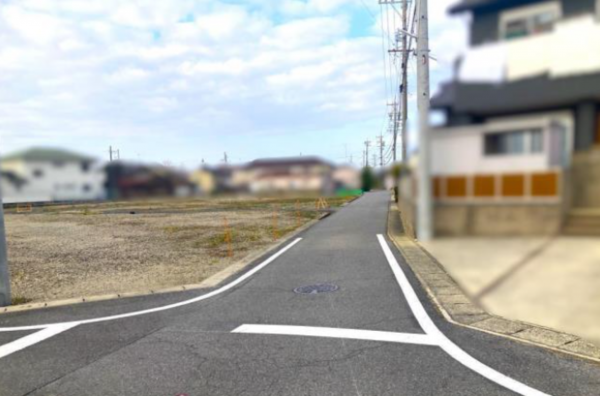 西尾市平坂町、土地の外観画像です