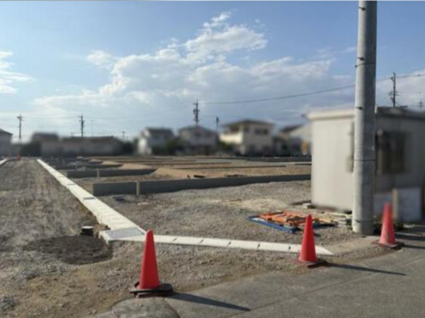 西尾市平坂町、土地の画像です