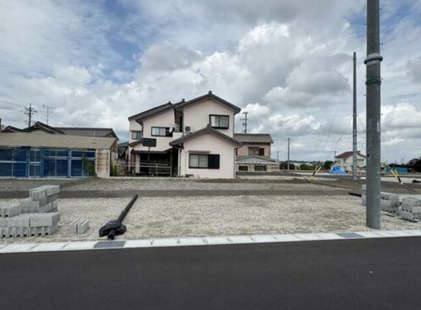 西尾市山下町、土地の画像です