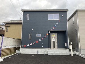 加古川市別府町新野辺、新築一戸建ての外観画像です