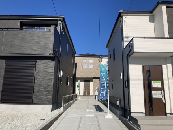 加古川市別府町新野辺北町、新築一戸建ての外観画像です