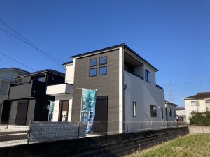 加古川市別府町新野辺北町、新築一戸建ての外観画像です