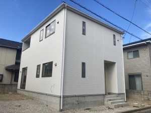 加古川市米田町平津、新築一戸建ての外観画像です