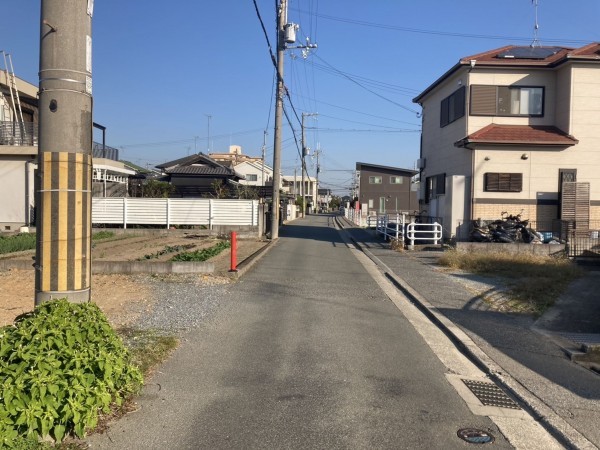 加古川市野口町野口、土地の前面道路を含む現地写真画像です