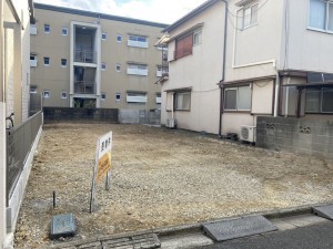 加古川市尾上町養田、土地の前面道路を含む現地写真画像です