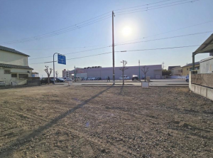 加古川市平岡町一色、土地の画像です