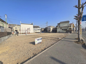 加古川市平岡町一色、土地の画像です