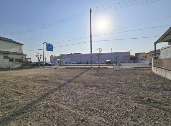 加古川市平岡町一色、土地の画像です