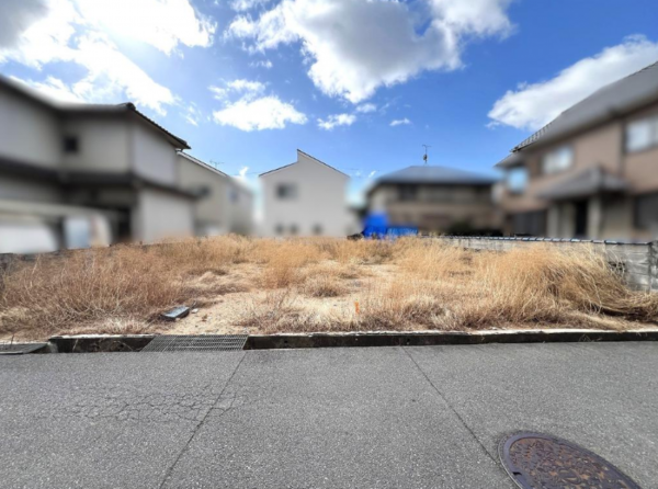 加古川市平岡町一色、土地の画像です